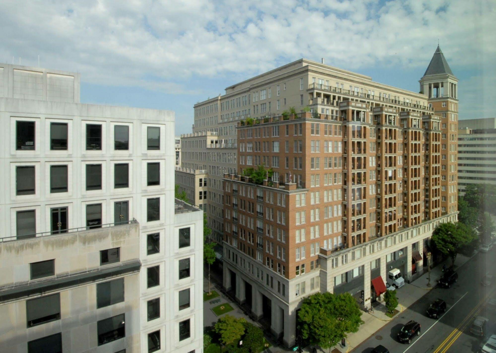 Global Luxury Suites At The National Mall Washington Exterior photo